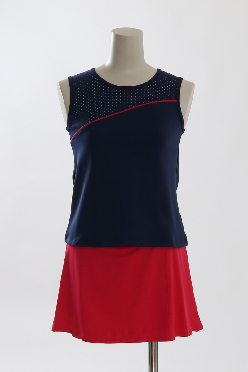 TiebreakSkortRasberryトルソーコーディネート写真