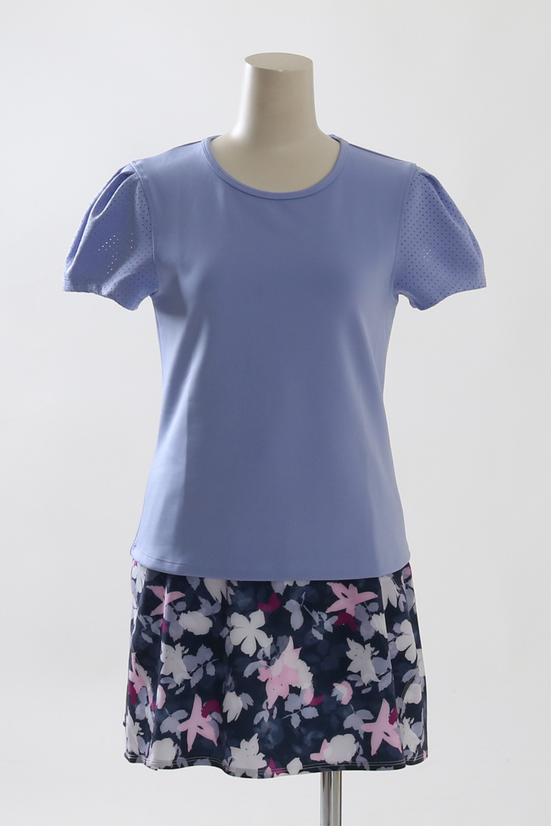 SignetTeePeriwinkleトルソーコーディネート写真